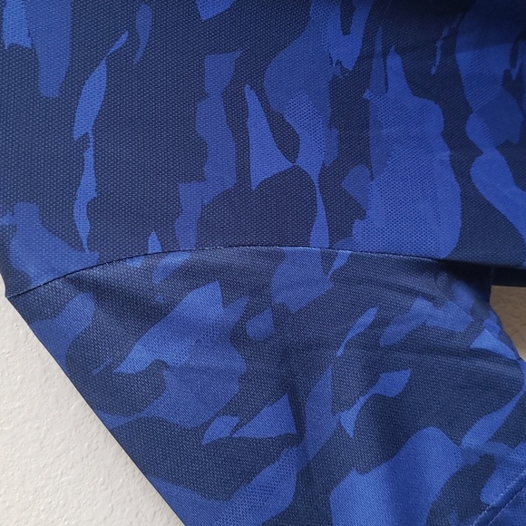 NWT Ben Hogan performance men's golf blue polo camouflage shirt size small - Picture 3 of 10